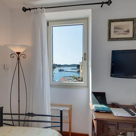 Alojamento de Acomodação e Pequeno-almoço Tuttorotto Rovinj